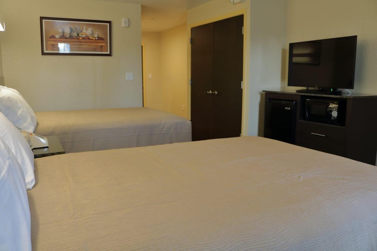 Pioneer Inn Royal Palm Beach Ngoại thất bức ảnh